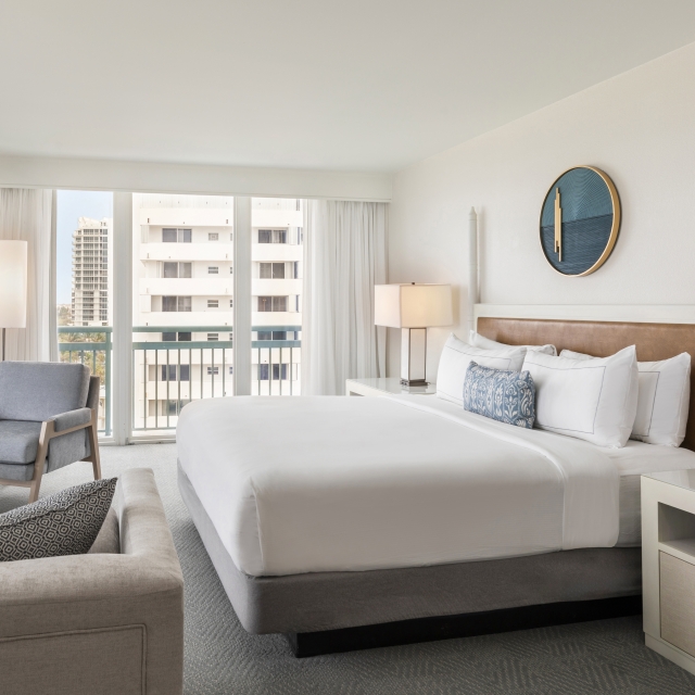 Elegant and cozy rom at The Singer Resort