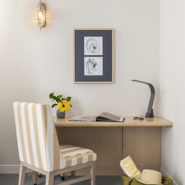 Casual elegant decoration at The Singer Oceanfront Resort